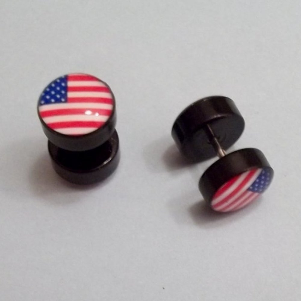 ❤️🛍️ American Flag  Stainless Steel Cheater Fake Plug Stud Earrings ❤️🛍️ NWOT